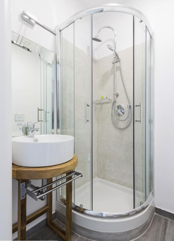 روما B&B In White الغرفة الصورة